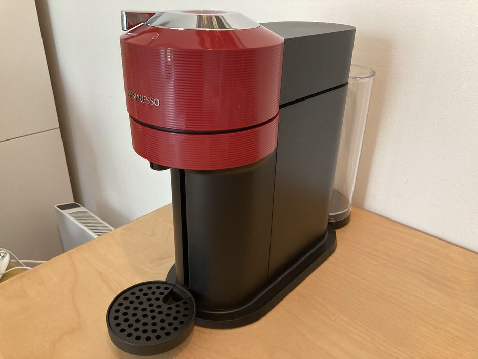 Aparat de cafea Nespresso Vertuo Next