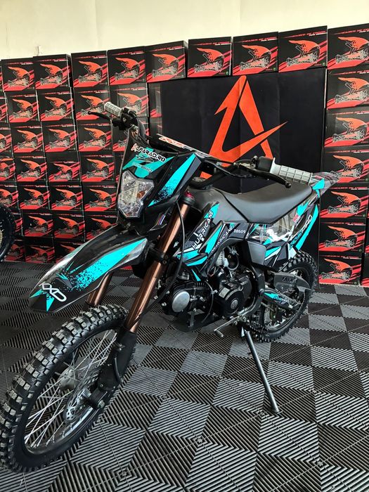 Cross  motocicleta 125cc Kxd Hurricane nou cu garantie si livrare in tara