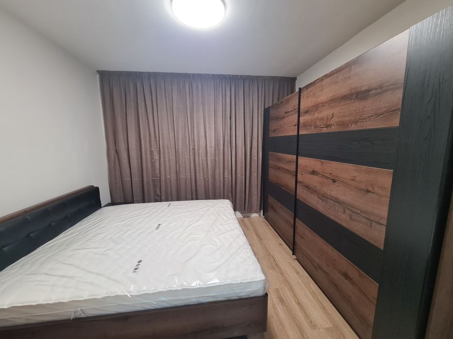 Дава се под наем Тристаен апартамент в Пловдив, Кючук Париж - 80 кв.м за 612 € - Снимка #5