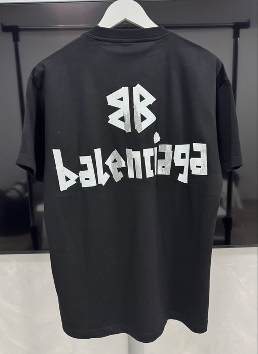 Tricou Balenciaga new collection