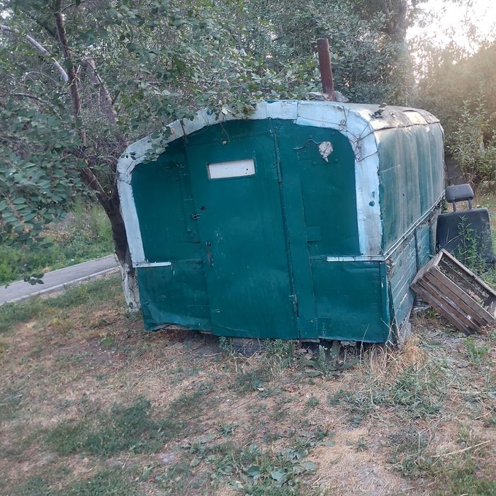 Будка для поле и сада