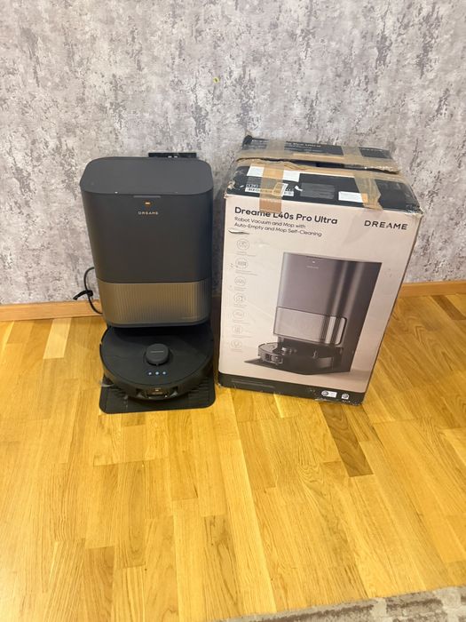 Robot de aspirare Dreame L40s Pro Ultra - Ca nou