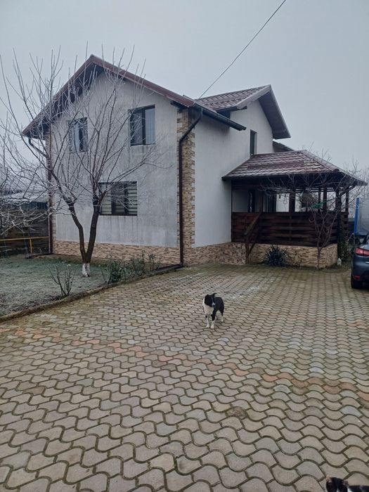 Vând casa Valea Calugareasca constructie 2011