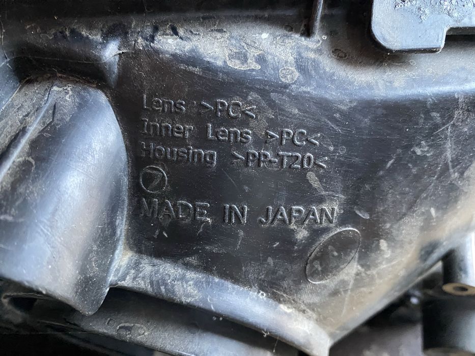 Фара Субару форестер 2002 год левая