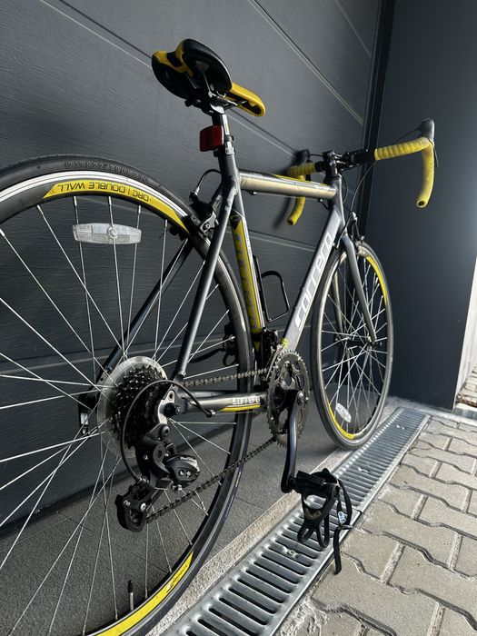 Шосеен велосипед Carrera DTFLTD 52см 28” 2х7