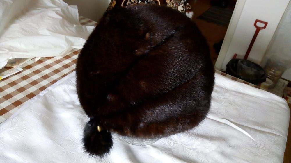 Продам норковую шапку