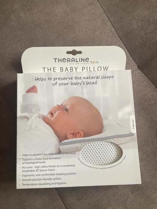 Детская одежда куртки и подушки и бенгок