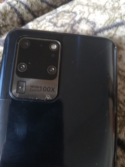 Отлично запазени, телефони