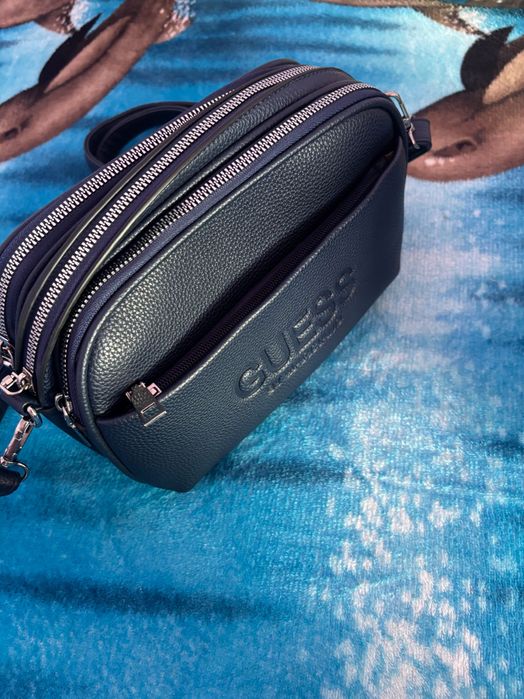 Vând genți quess originale