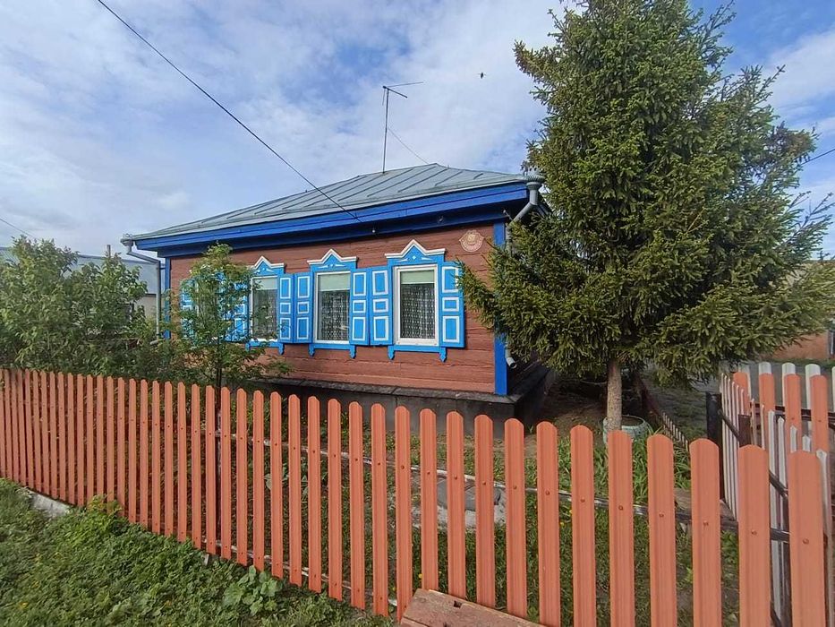 Продается частный дом с.Петерфельд 90 кв.м