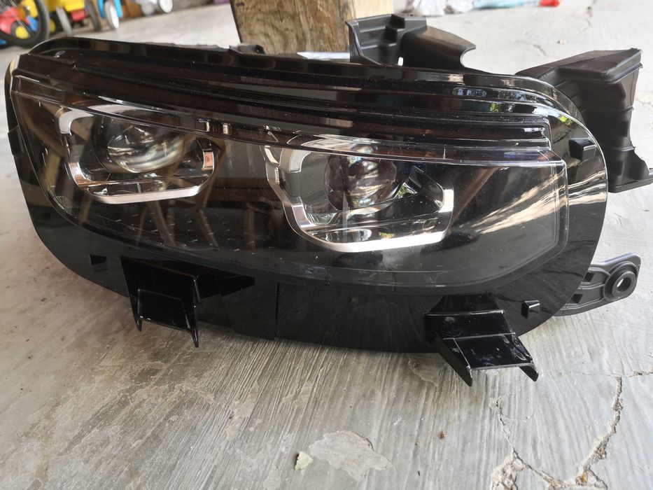 Фар Citroen C5 AIRCROSS FULL LED десен/Фар Ситроен Ц5 Оригинален