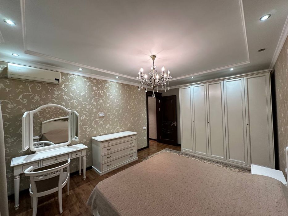 Госпитальный 4 комнатная 6 этаж, 150м2. Улучшенка. Евроремонт