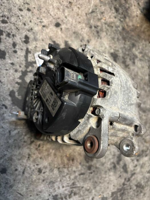 Alternator Volkswgen Golf 7 2.0 tdi cod motor crlb