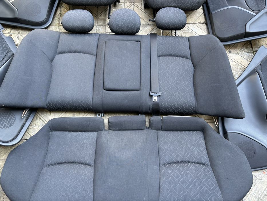 Салон за Mercedes-Benz C-class w203