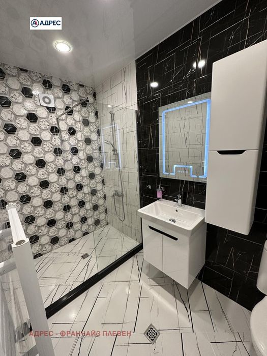 3-стаен в Плевен-Идеален център площ 91 цена 209000