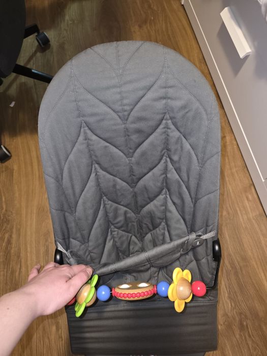 Balansoar BabyBjörn Bliss + jucărie Ochi bulbucati 650 lei negociabil