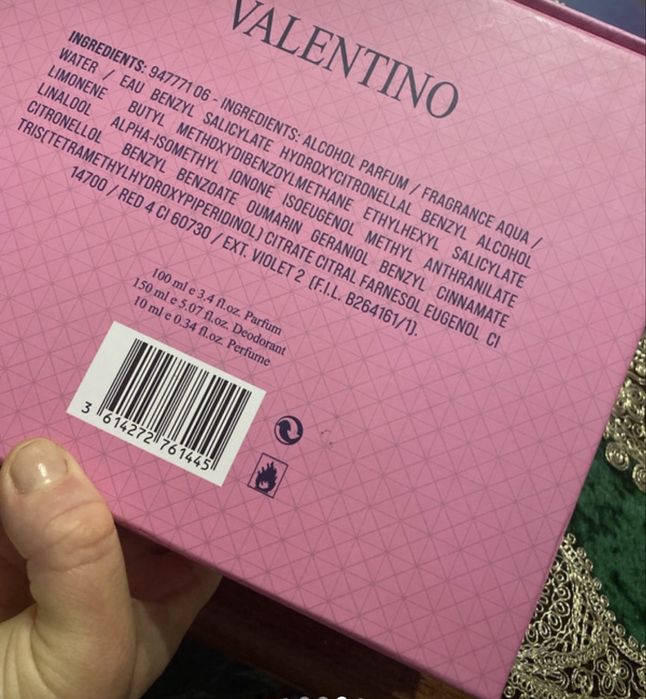 Parfum pentru femei, Valentino.