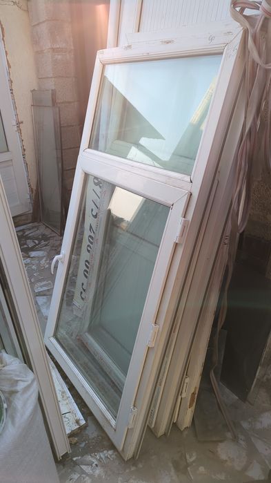 Окна,форточки разного размера бу