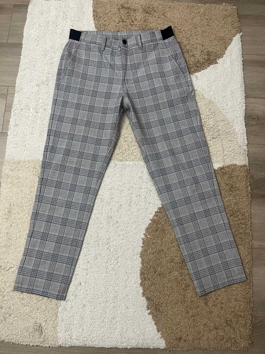 Pantaloni Costum eleganti Zara MEN in carouri Marimea M -EUR31-