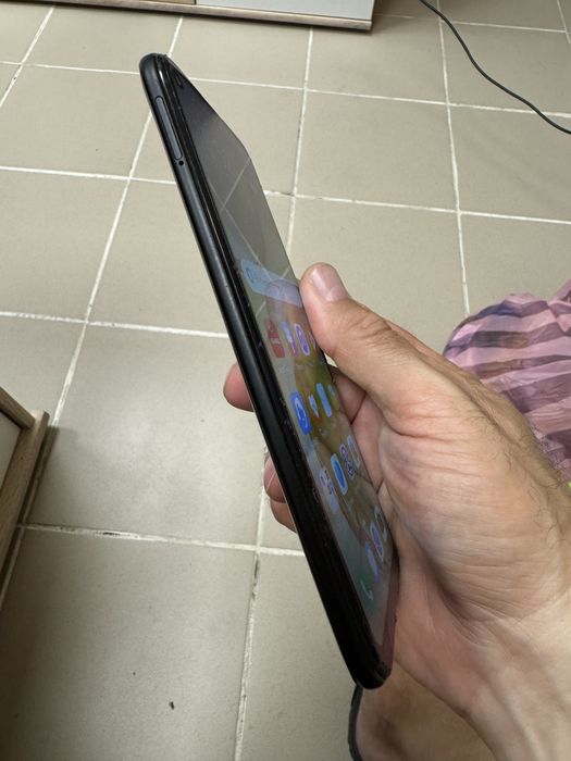 Huawei P40 Lite 6/128gb - отлични