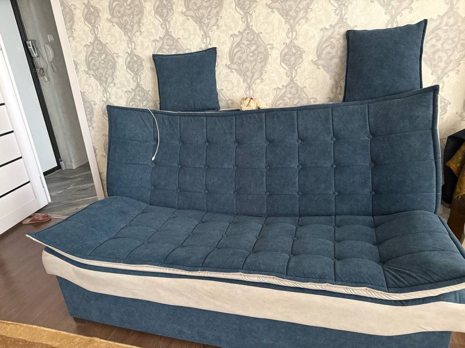 Диван и кресло новые