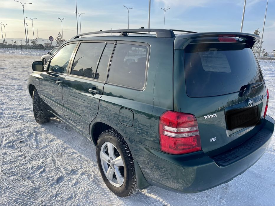 Продам машину тойота