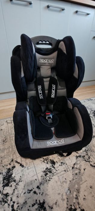 Итальянское детское автокресло