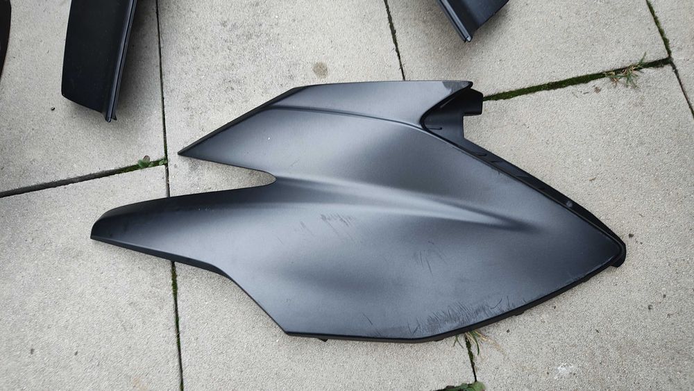 Carene parbriz Givi pt Burgman 400 2017-2021