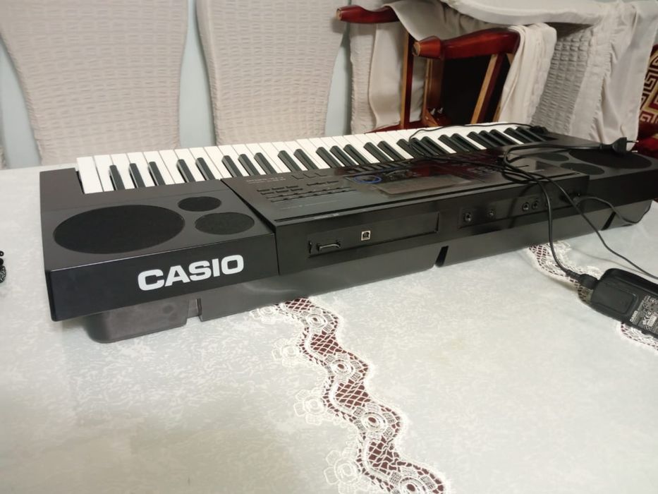 синтезатор casio