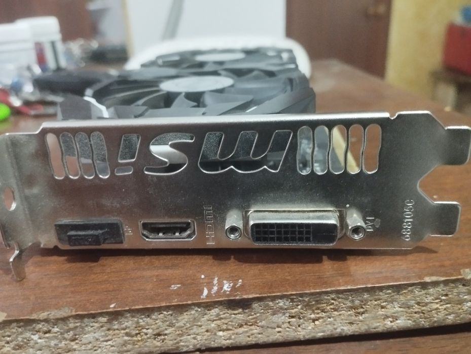 Видеокарту бу продам