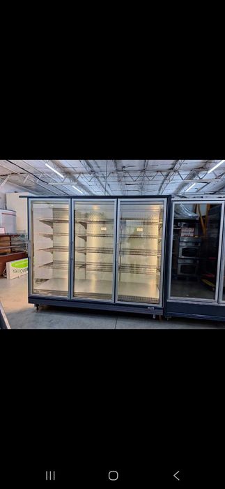 Vitrine frigorifice verticale .La cel mai mic pret !!!