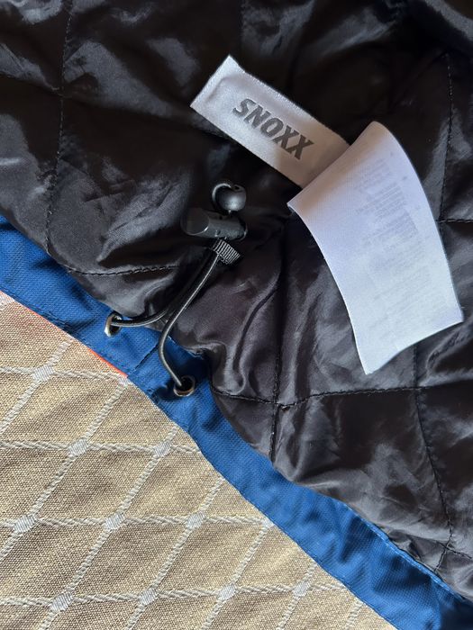 Haina schi  marca Snoxx - copii 9-13 ani - noua