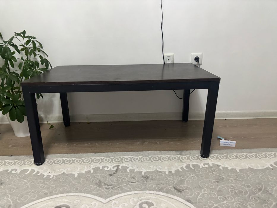 Журнальный столик сатылады