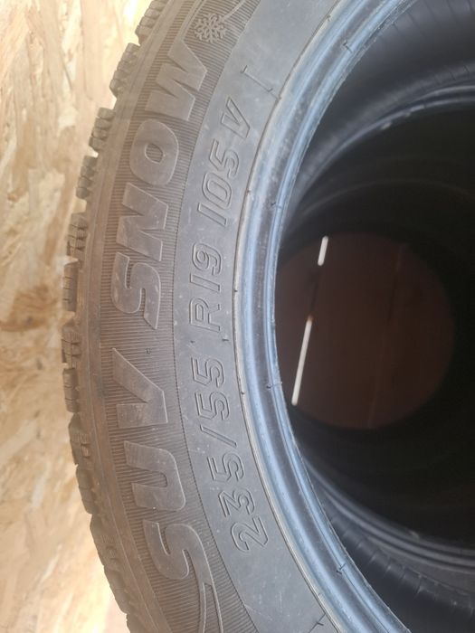 Vand Suv snow aproape noi