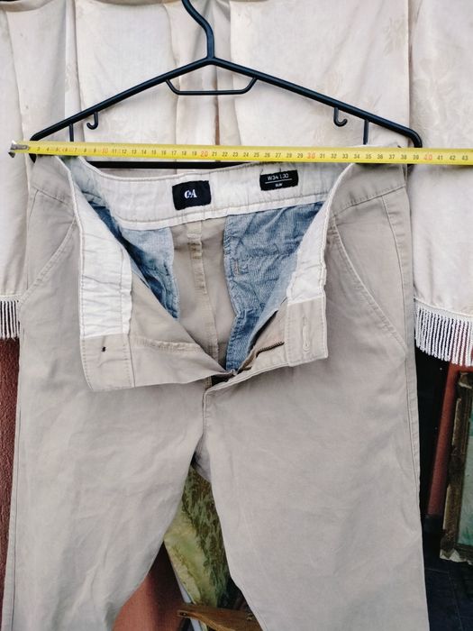 Pantaloni Chinos bărbați C&A – Model Slim – Bej / Kaki – Mărime W34 L30