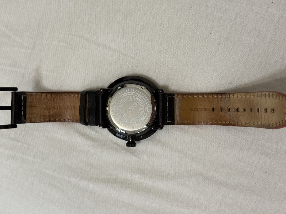Police Lifestyle watch