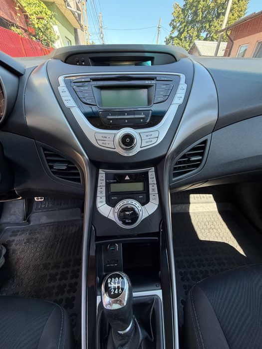 Hyunday elantra 2012