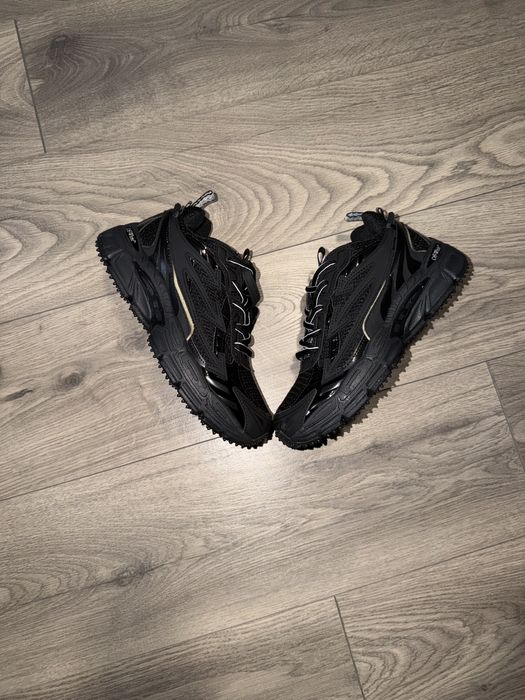 Off White Be Right Back