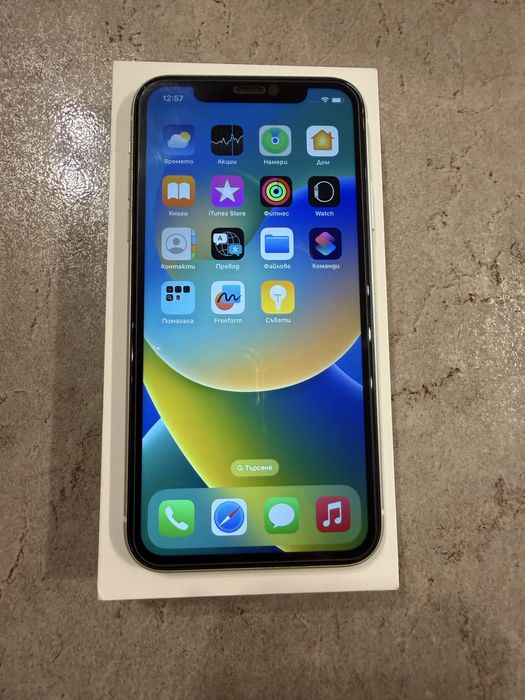 Apple iPhone 11 , 64GB