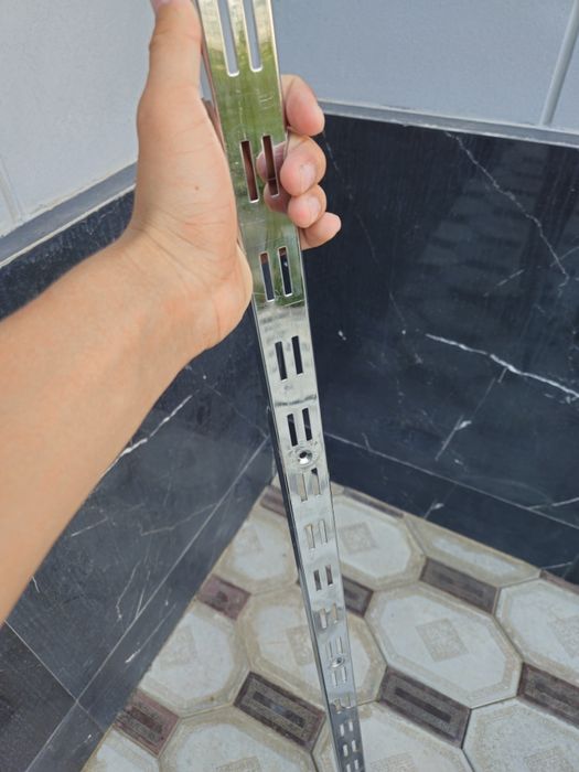 Настенные вешалки