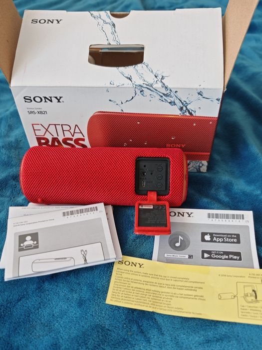 Преносима водоустойчива тонколона Sony srs xb21