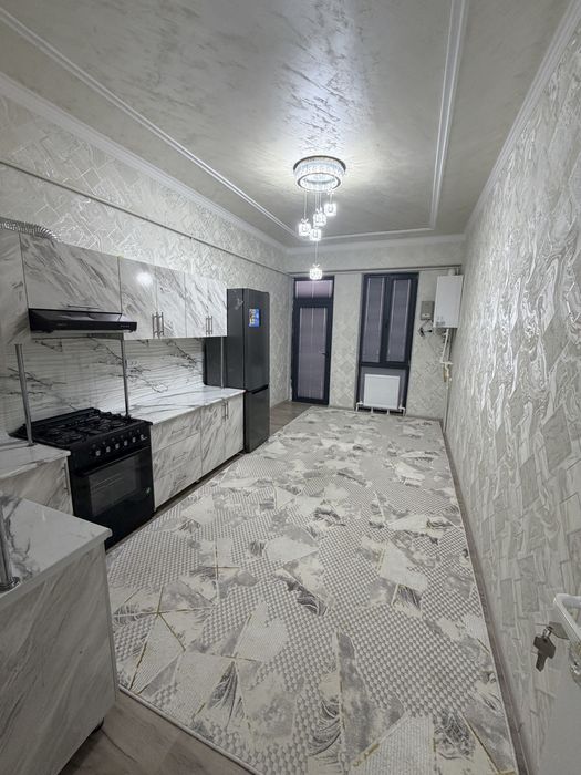 Qarshi 3 xonalik 90kv.m novostroyka