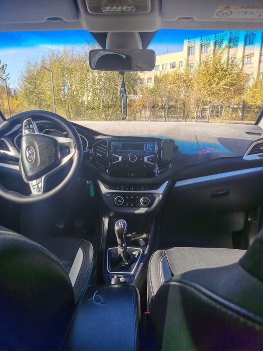 Машина Lada Vesta Cross