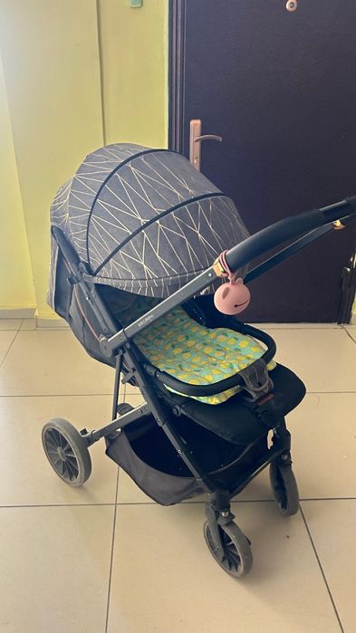 Коляска каляска детская продается