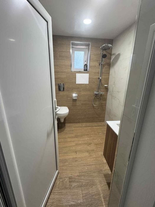 Дава се под наем Многостаен апартамент в Казанлък - 130 кв.м за 382.5 € - Снимка #1