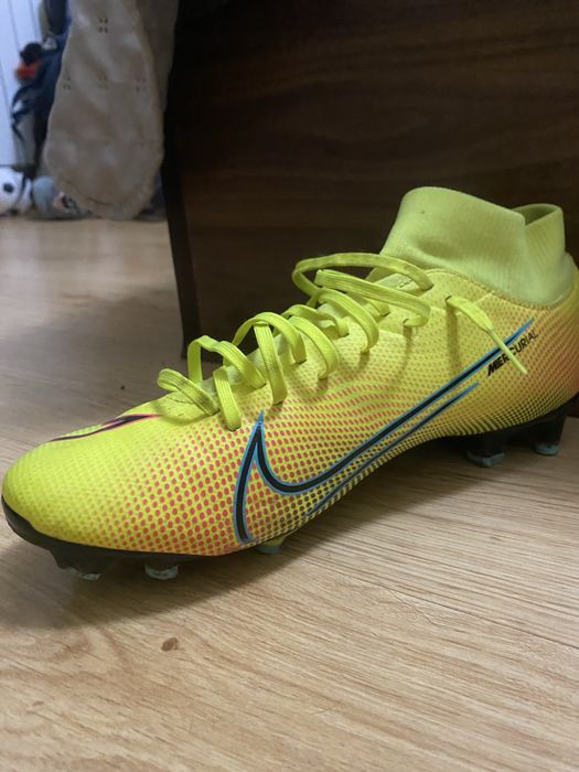 Nike бутонки н.42