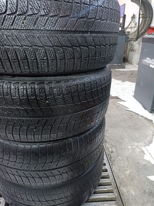 Продам резину комплект