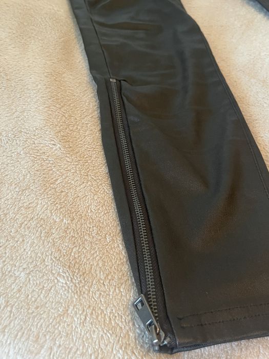 Кожен панталон