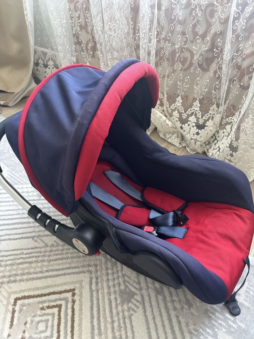 Продам автокресло