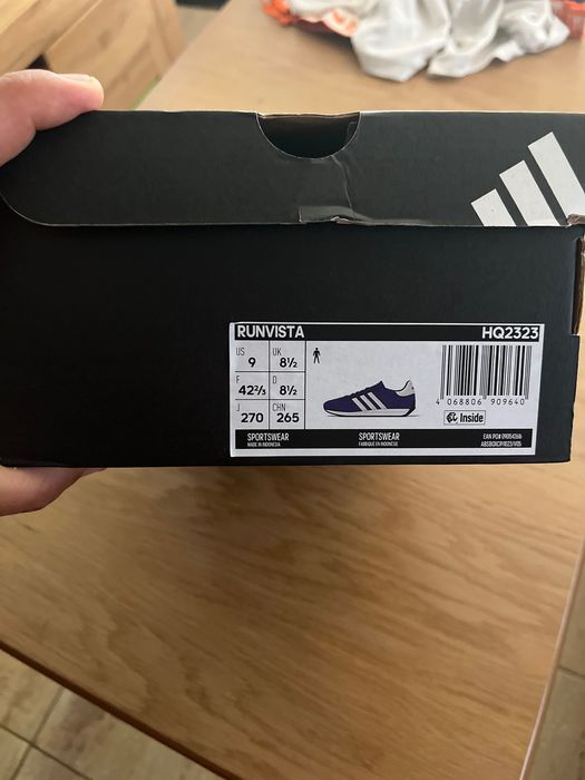 Adidas runvista shoes 42.5